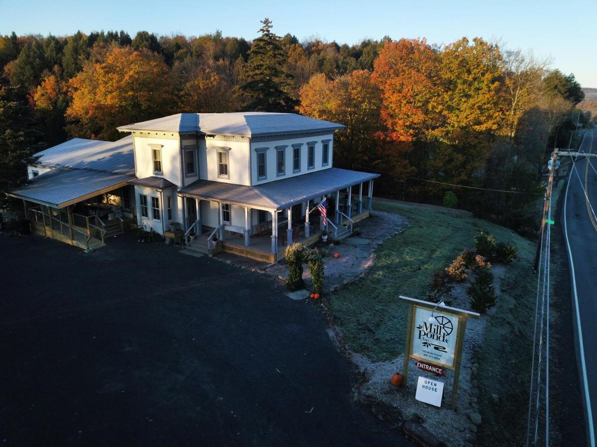 Mill Pond Inn Jefferson Exterior photo